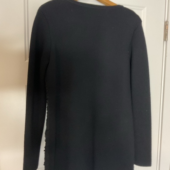 Sweater - Picture 2 of 10